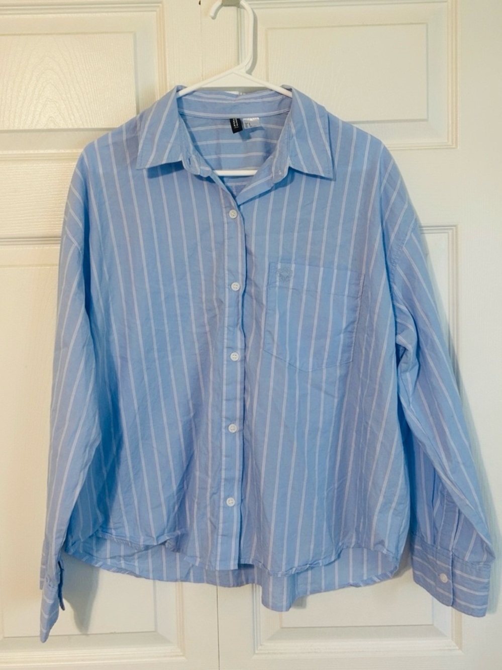 Divided by H&M - Light Blue and White Striped Button-Down Shirt